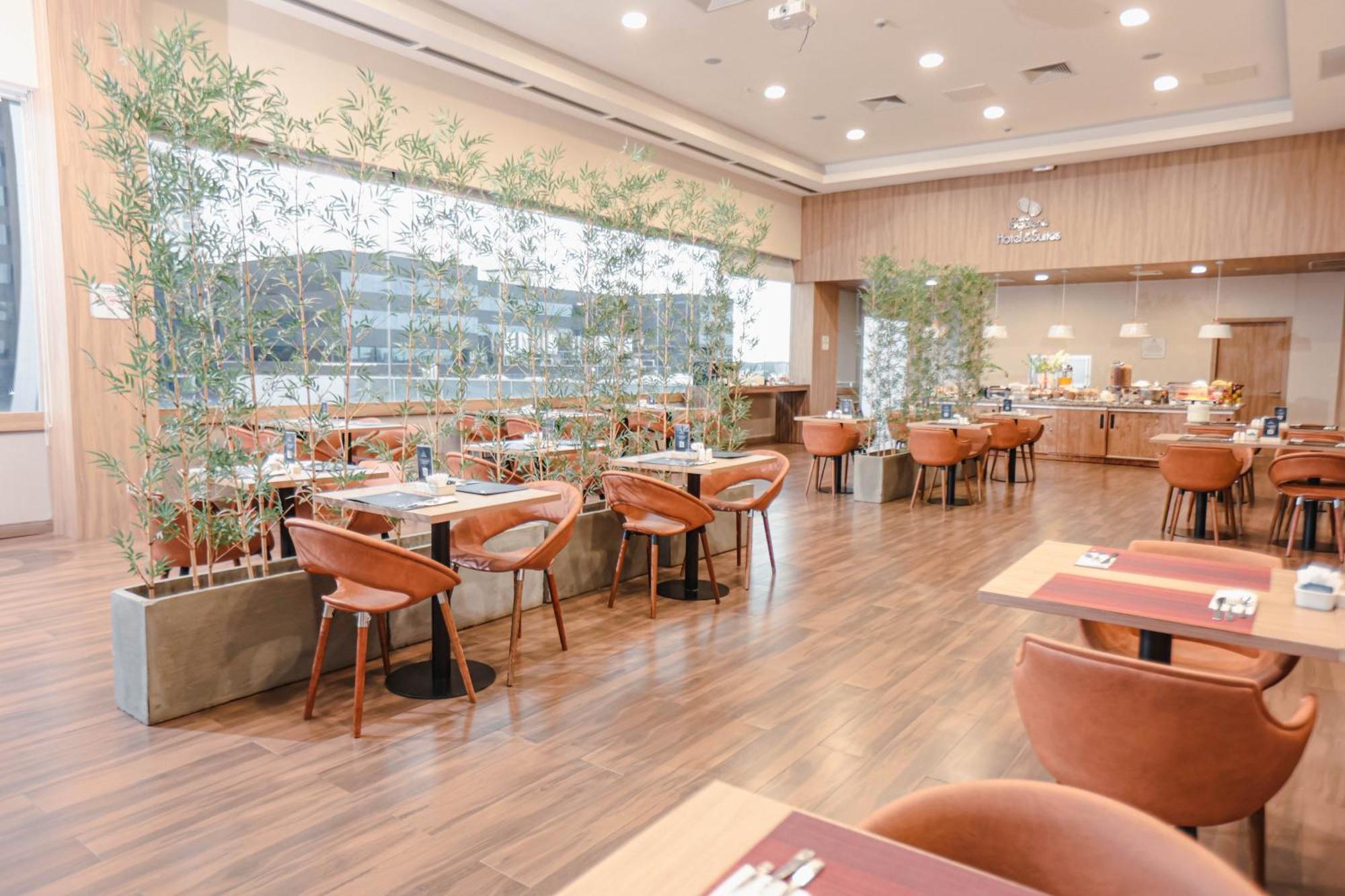 Paseo La Galeria Hotel & Suites 亚松森 外观 照片