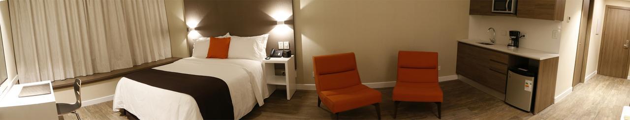 Paseo La Galeria Hotel & Suites 亚松森 外观 照片