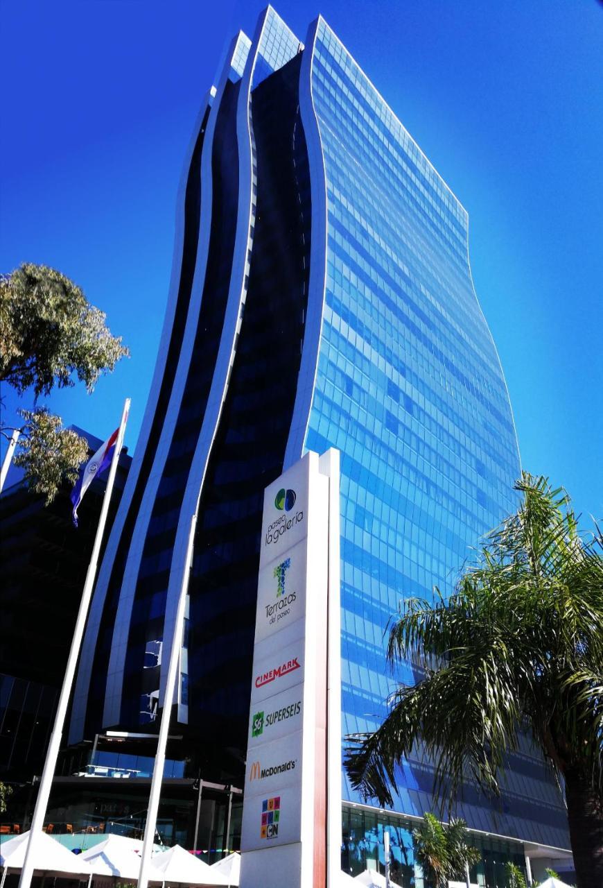 Paseo La Galeria Hotel & Suites 亚松森 外观 照片