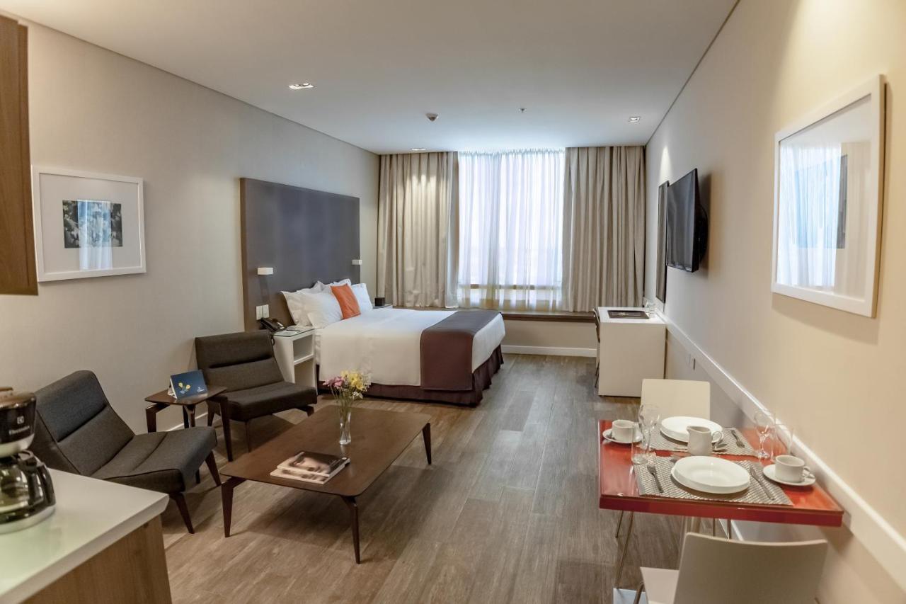 Paseo La Galeria Hotel & Suites 亚松森 外观 照片