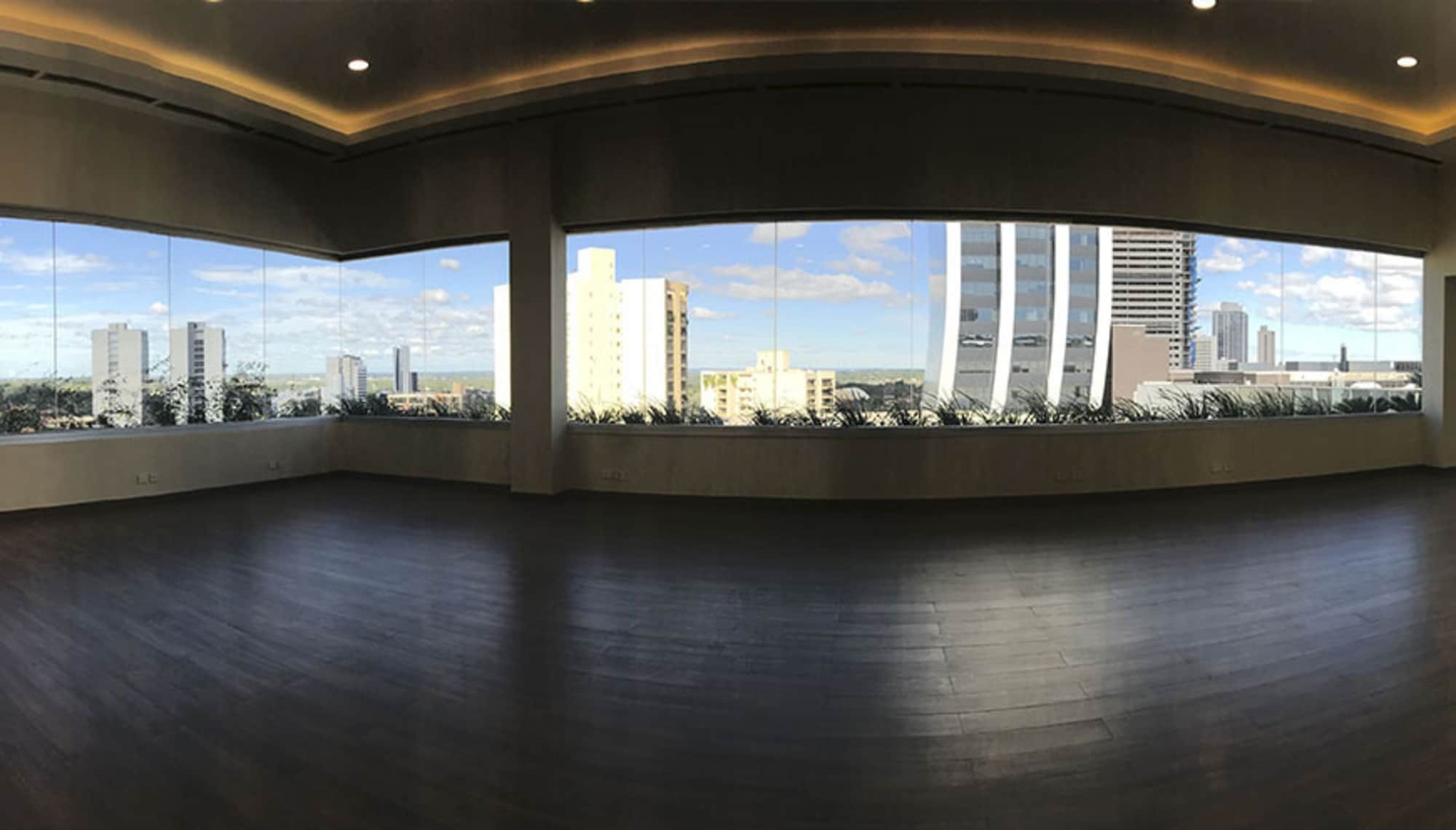Paseo La Galeria Hotel & Suites 亚松森 外观 照片